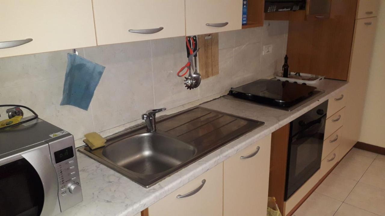 Appartamento Lecco Centro by HLL Esterno foto